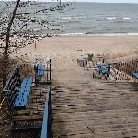 Szeregowe Nasza - 4 Minuty Od Plazy * ポビエロボ