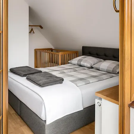 別荘 Szeregowe Nasza - 4 Minuty Od Plazy ポビエロボ