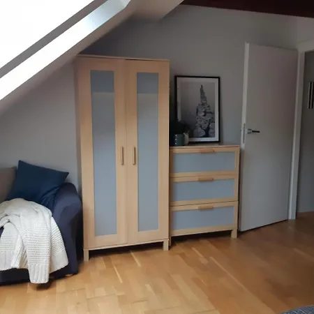 Szeregowe Nasza - 4 Minuty Od Plazy