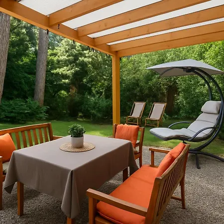 Szeregowe Nasza - 4 Minuty Od Plazy ポビエロボ