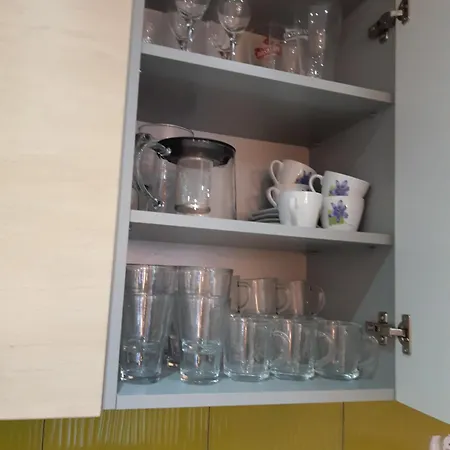 Szeregowe Nasza - 4 Minuty Od Plazy * ポビエロボ