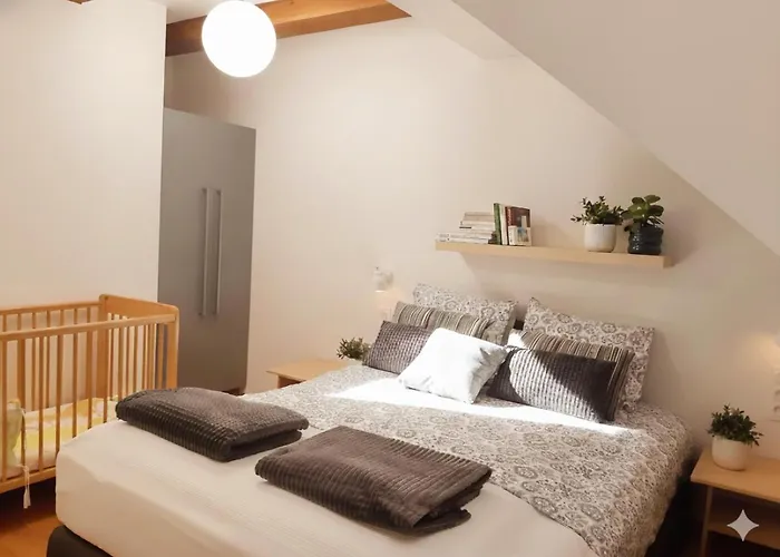 Szeregowe Nasza - 4 Minuty Od Plazy