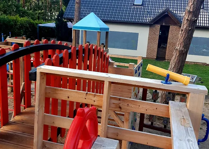 Szeregowe Nasza - 4 Minuty Od Plazy 度假居 波别罗沃